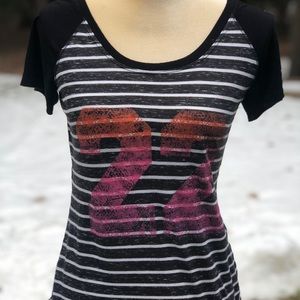 Size small maurices top